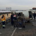 Gaziantep'in Nizip ilçesinde minibüs ile kamyonetin çarpışması sonucu 5 kişi hayatını kaybetti.