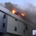 Bağcılar'da bir tekstil fabrikasında patlama sonucu yangın meydana geldi!