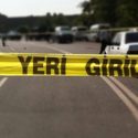 İzmir'de servis midibüsünün belediye otobüsüne çarpması sonucu 13 kişi yaralandı.