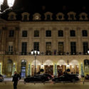Paris'teki Ritz-Carlton Otelde akşam saatlerinde büyük bir soygun meydana geldi.