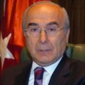 Aytaç Durak, beş dönem Adana Belediye Başkanlığı daha önce de iki dönem belediye meclis üyeliği yapmıştı.