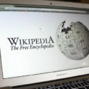 Wikipedia’nın bağlı olduğu Wikimedia Vakfı’nın Başkanı Katherine Maher.
