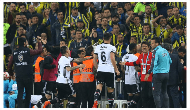 Fenerbahçe ile Beşiktaş arasında oynanan Ziraat Türkiye Kupası yarı final rövanş maçı.