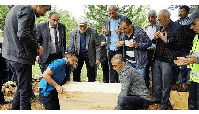 5 kişilik Çataloğlu ailesinin ceset kalıntıları.