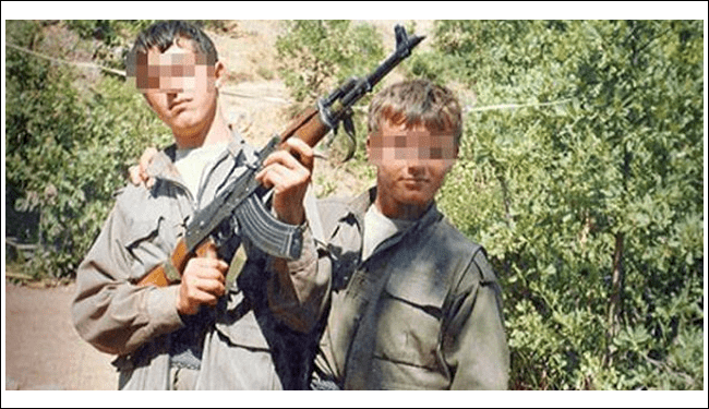 Bölücü terör örhütü PKK'nın tehdit ederek bünyesine zorla kattığı çocuklar.