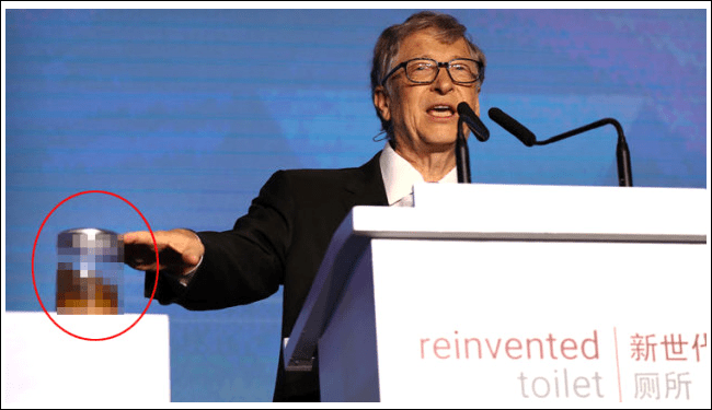 Çin'de konuşma yapan Microsoft'un kurucusu ünlü iş adamı Bill Gates.