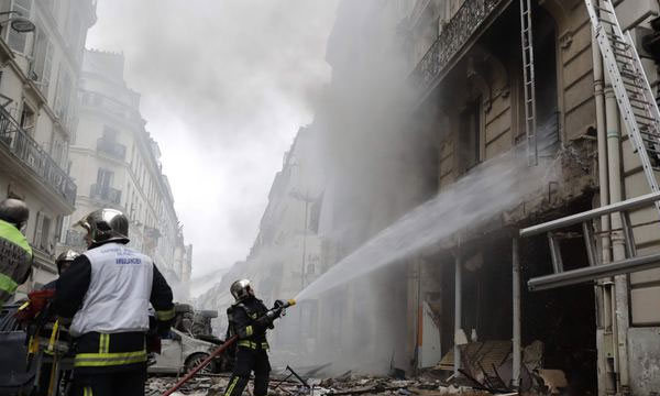 Fransa'nın başkenti Paris patlamayla sarsıldı.
