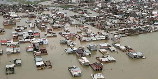 Sel felaketinde hayatını kaybedenlerin sayısının 62'ye yükseldiğini söyledi.