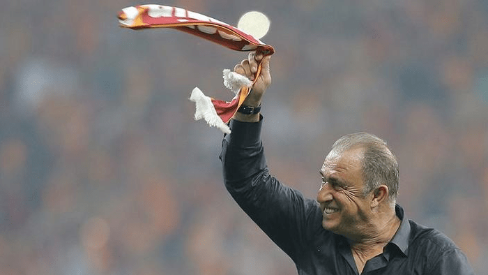Spor Toto Süper Lig'in 33. haftasında Medipol Başakşehir'i 2-1 mağlup ederek Şampiyon olan cimbom.