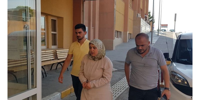 Erzincan'da babasını öldürdüğünü emniyeti arayarak itiraf eden şüpheli gözaltına alındı.