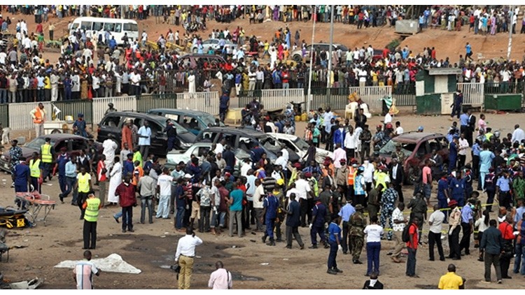 Afrika ülkeleri Nijer, Mali ve Burkina Faso'da halk sokaklara döküldü.