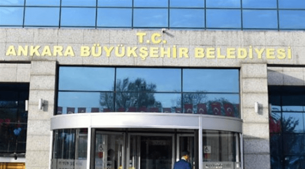 Ankara Büyükşehir Belediyesi'nde kimsenin göremediği memur tespit edildi.
