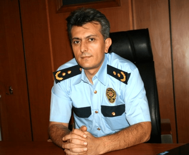 Aniden rahatsızlanan Sivas İl Emniyet Müdürü Yardımcısı Ali Özcan'ın kalp krizi geçirdiği anlaşıldı.