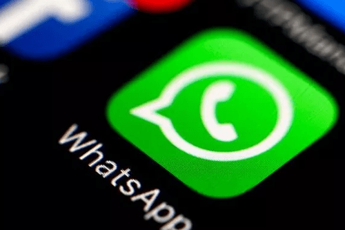 WhatsApp kullanıcılarını Facebook ile veri paylaşımına zorlayan gizlilik sözleşmesi.